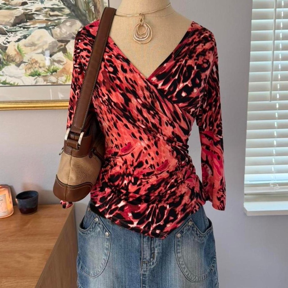 Jennifer Lopez Pink Leopard Print V-Neck Asymmetrical 3/4 Sleeve Top Y2K Small